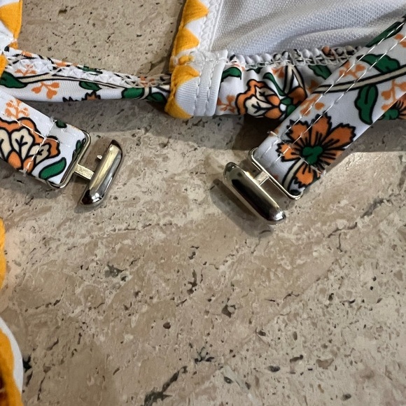 Bikinx Cheeky/Triangle Bikini Set Women’s Size Medium - Picture 4 of 7